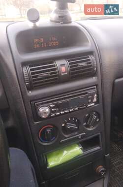 Хэтчбек Opel Astra 2005 в Ивано-Франковске