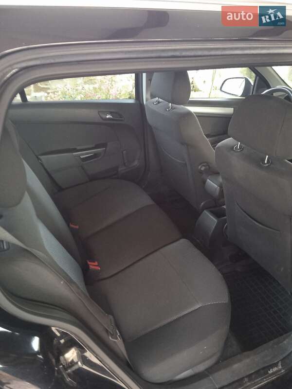 Універсал Opel Astra 2009 в Бучачі