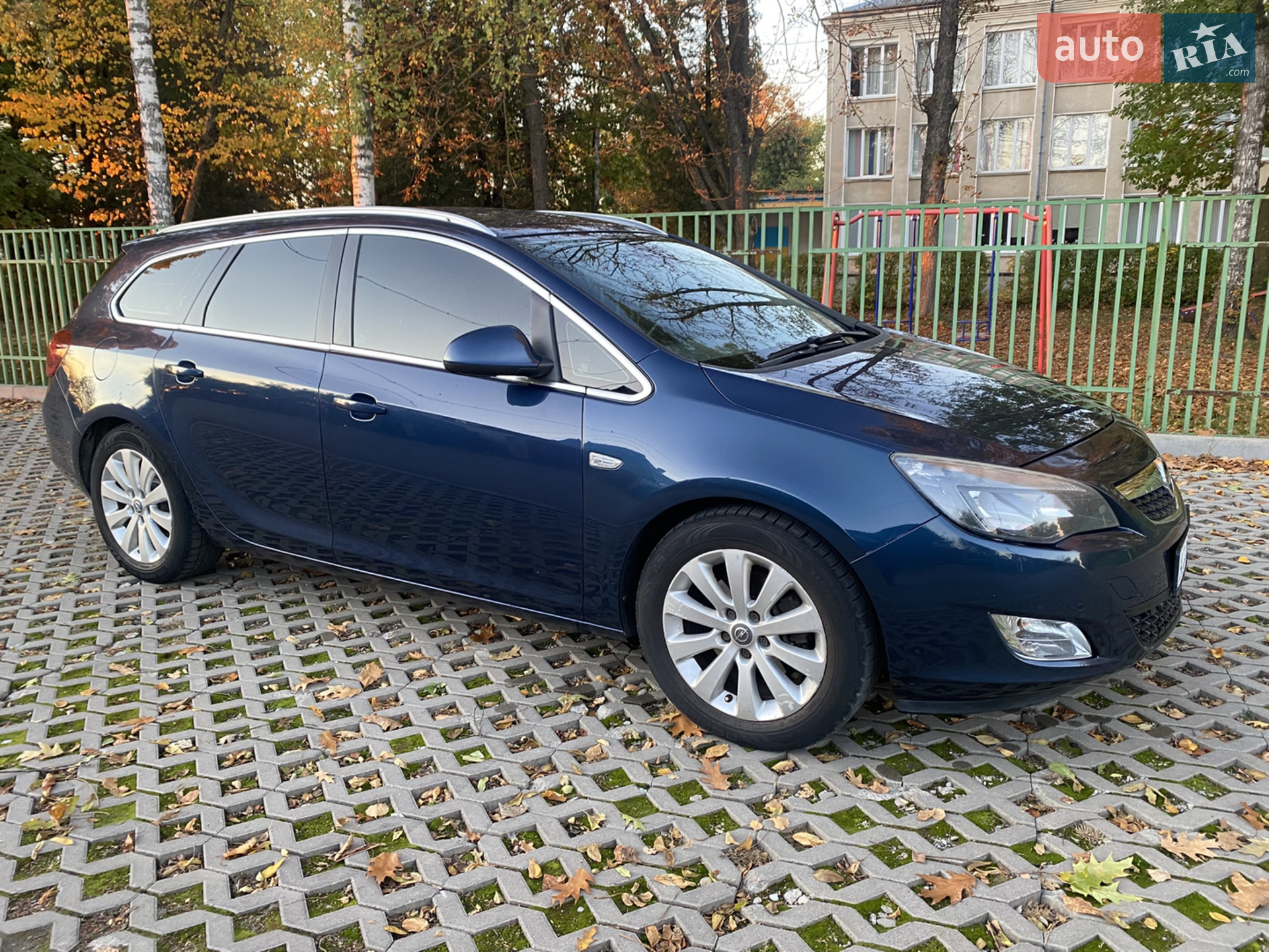 2012 Opel Astra - мініатюра 2
