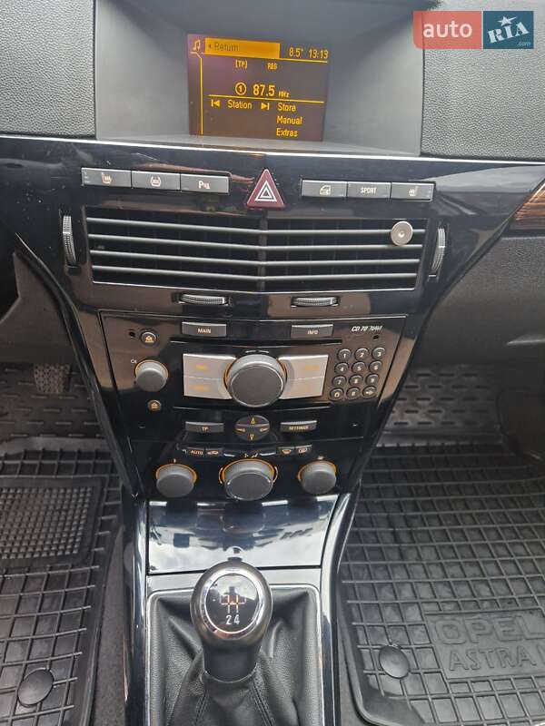 Хэтчбек Opel Astra 2007 в Харькове