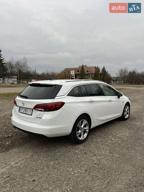 Универсал Opel Astra 2016 в Рожнятове