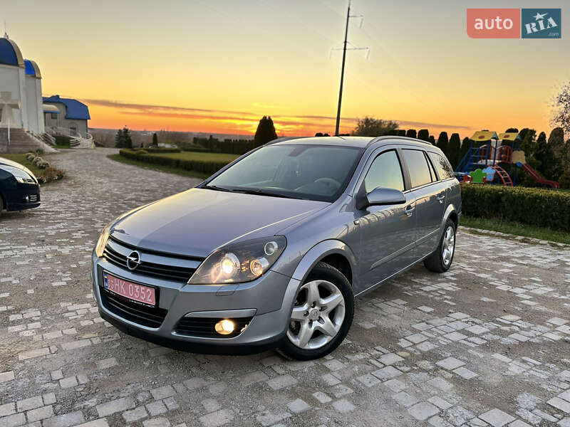 Універсал Opel Astra 2005 в Тернополі фото Універсал Opel Astra 2005 в Тернополі