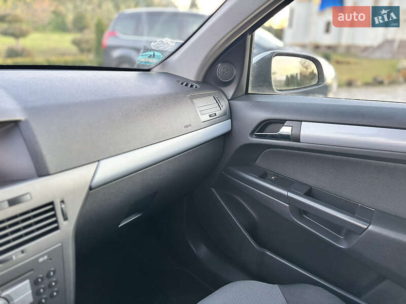 Універсал Opel Astra 2005 в Тернополі фото 58 Універсал Opel Astra 2005 в Тернополі