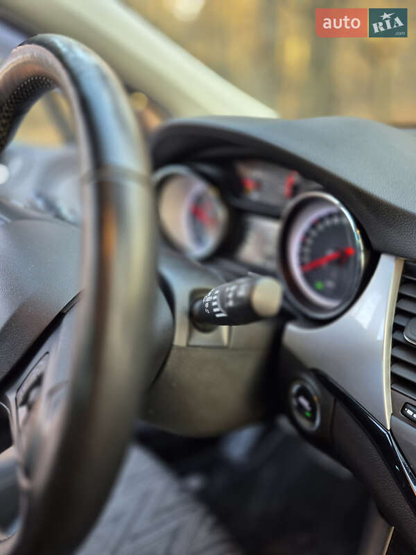 Универсал Opel Astra 2020 в Хмельницком