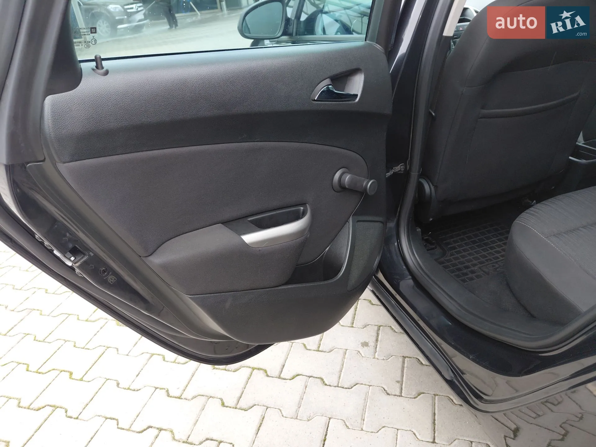 2011 Opel Astra - мініатюра 23