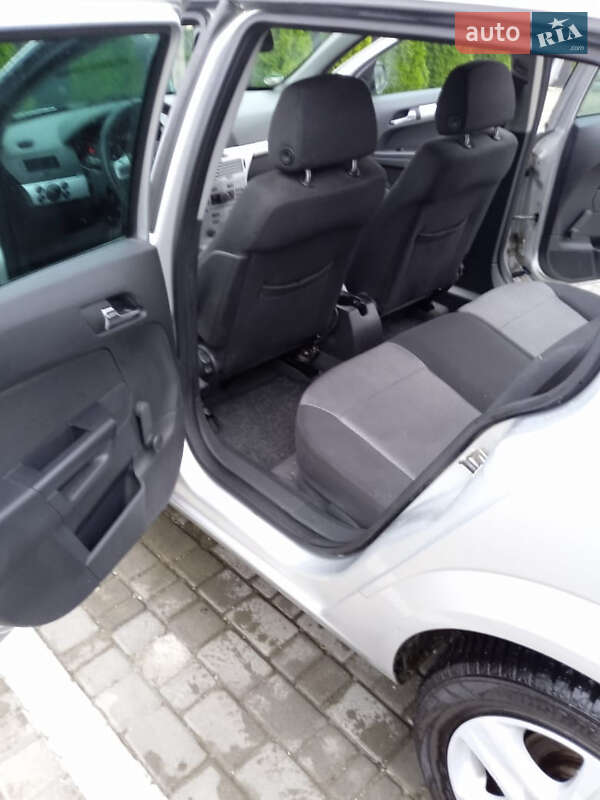 Універсал Opel Astra 2009 в Звягелі фото 21 Універсал Opel Astra 2009 в Звягелі