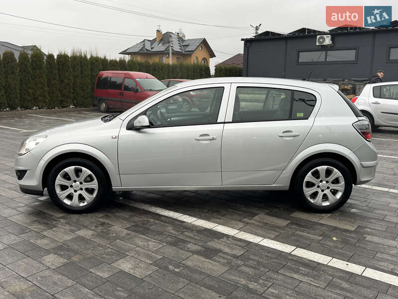 Хетчбек Opel Astra 2009 в Луцьку фото 6 Хетчбек Opel Astra 2009 в Луцьку