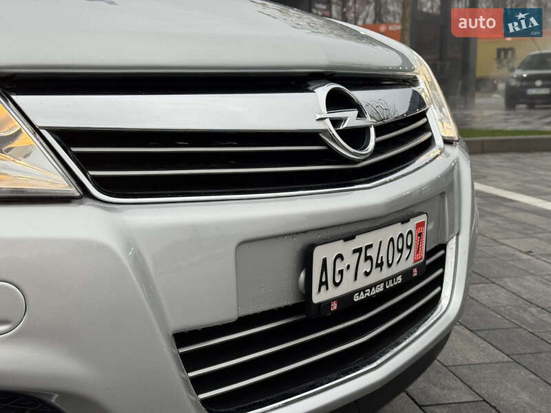 Хетчбек Opel Astra 2009 в Луцьку фото 20 Хетчбек Opel Astra 2009 в Луцьку