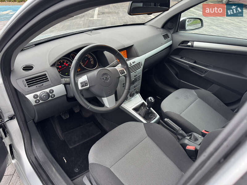Хетчбек Opel Astra 2009 в Луцьку фото 56 Хетчбек Opel Astra 2009 в Луцьку