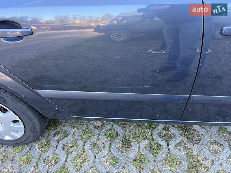 Универсал Opel Astra 2009 в Золочеве