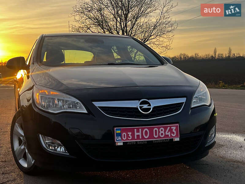 Хетчбек Opel Astra 2009 в Корсунь-Шевченківському