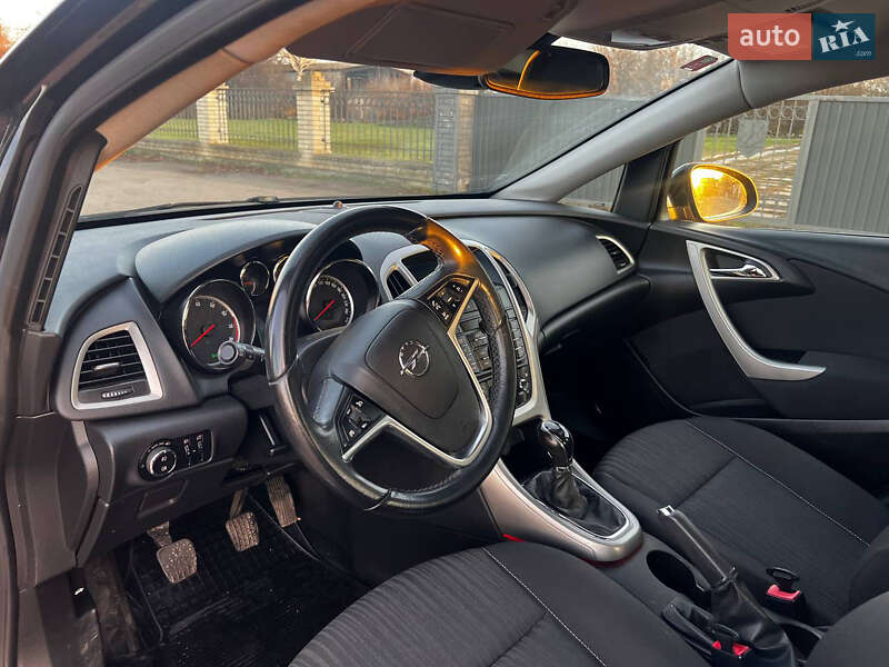 Хетчбек Opel Astra 2009 в Корсунь-Шевченківському