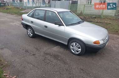 Седан Opel Astra 1993 в Білій Церкві