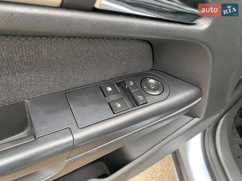 Хэтчбек Opel Astra 2007 в Одессе