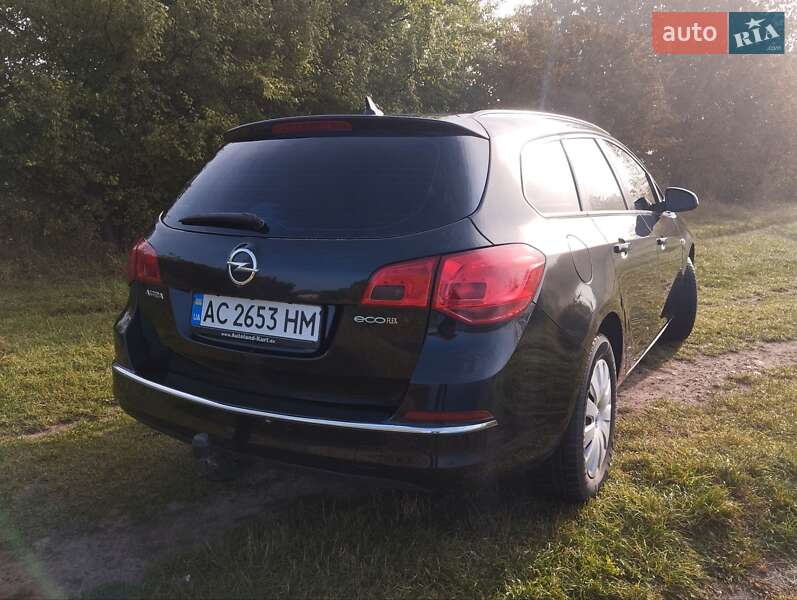 Универсал Opel Astra 2014 в Нововолынске фото 4 Универсал Opel Astra 2014 в Нововолынске