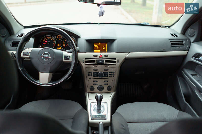 Хэтчбек Opel Astra 2007 в Полтаве фото 17 Хэтчбек Opel Astra 2007 в Полтаве