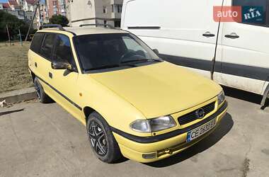 Универсал Opel Astra 1995 в Новоднестровске