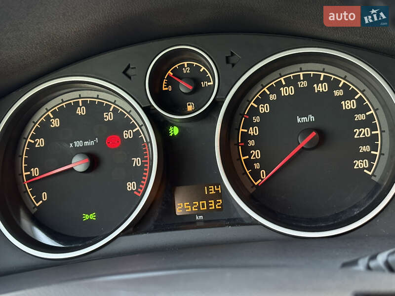 Універсал Opel Astra 2010 в Клевані фото 28 Універсал Opel Astra 2010 в Клевані