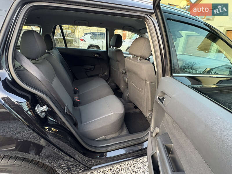 Універсал Opel Astra 2010 в Клевані фото 61 Універсал Opel Astra 2010 в Клевані