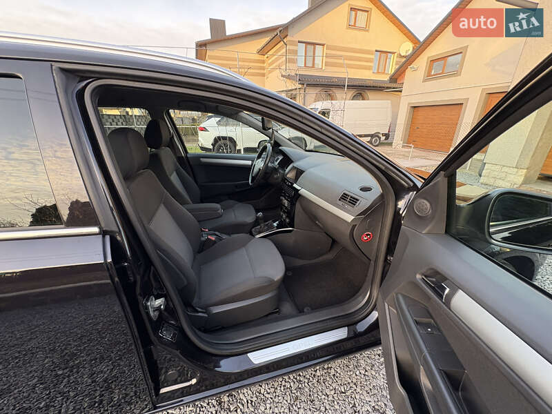 Універсал Opel Astra 2010 в Клевані фото 65 Універсал Opel Astra 2010 в Клевані