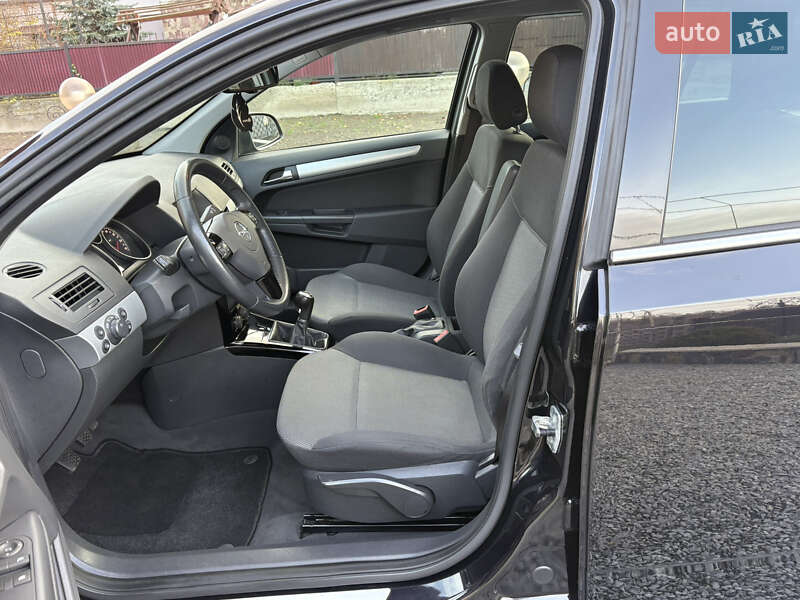 Універсал Opel Astra 2010 в Клевані фото 77 Універсал Opel Astra 2010 в Клевані