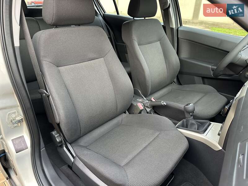 Хэтчбек Opel Astra 2008 в Одессе