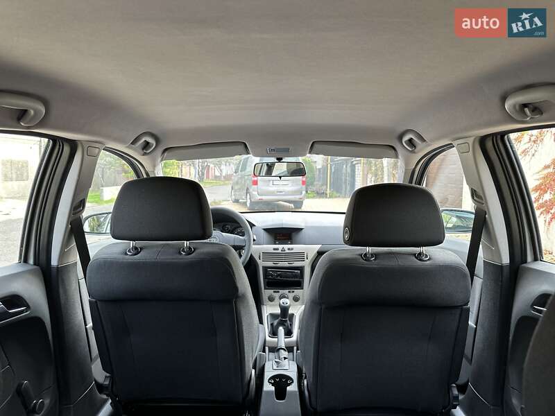 Хэтчбек Opel Astra 2008 в Одессе