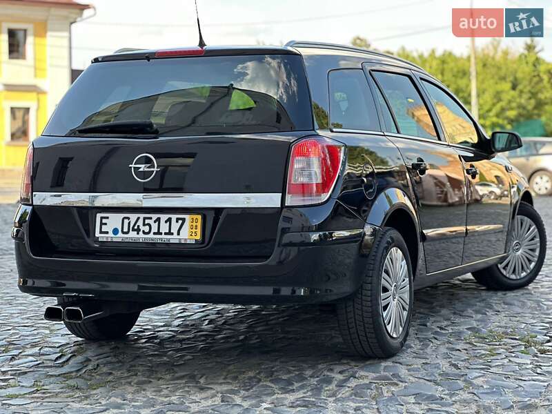 Універсал Opel Astra 2006 в Рожище