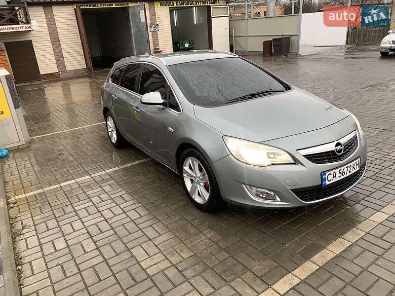 Універсал Opel Astra 2011 в Звенигородці фото 7 Універсал Opel Astra 2011 в Звенигородці