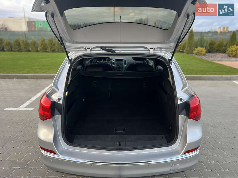 Универсал Opel Astra 2013 в Виннице