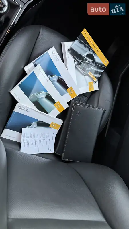 Універсал Opel Astra 2010 в Калуші документ