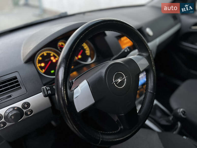 Универсал Opel Astra 2009 в Тернополе фото 11 Универсал Opel Astra 2009 в Тернополе
