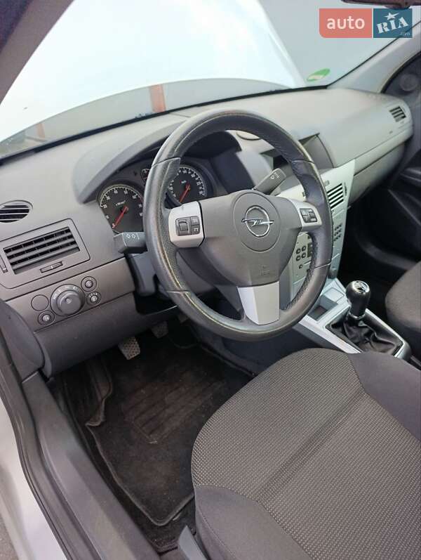 Універсал Opel Astra 2009 в Луцьку фото 54 Універсал Opel Astra 2009 в Луцьку