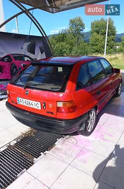 Хэтчбек Opel Astra 1994 в Великом Березном