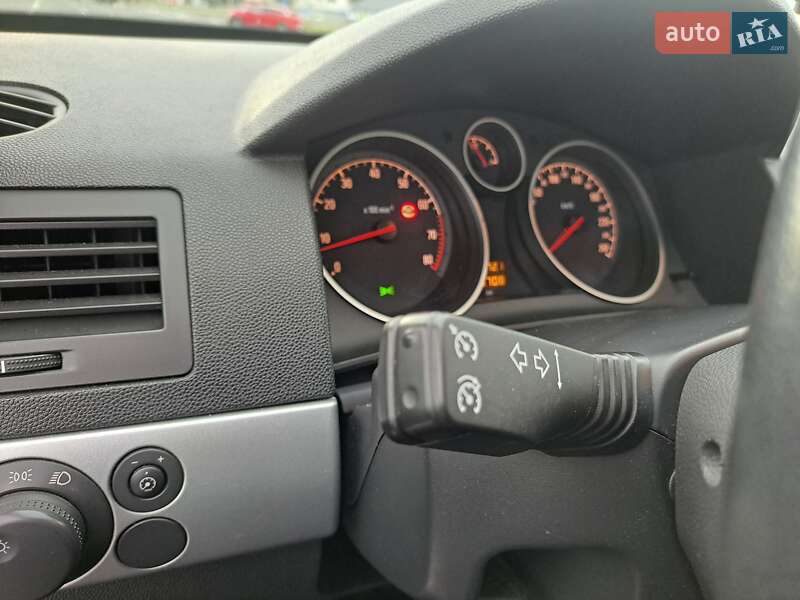 Універсал Opel Astra 2009 в Львові