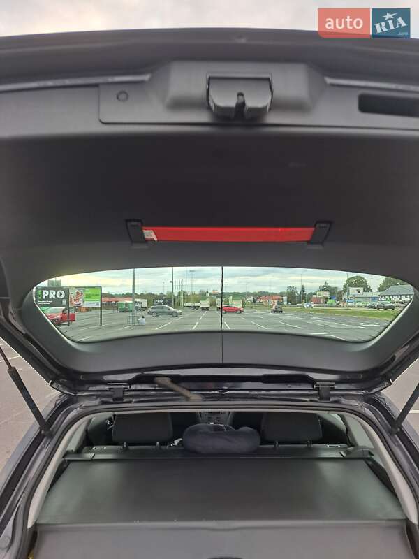 Універсал Opel Astra 2009 в Львові