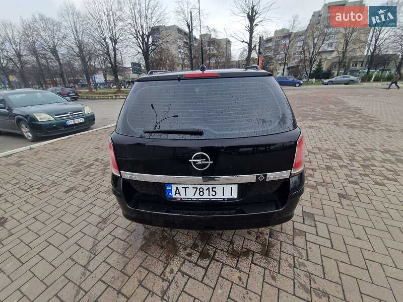 Универсал Opel Astra 2005 в Ивано-Франковске