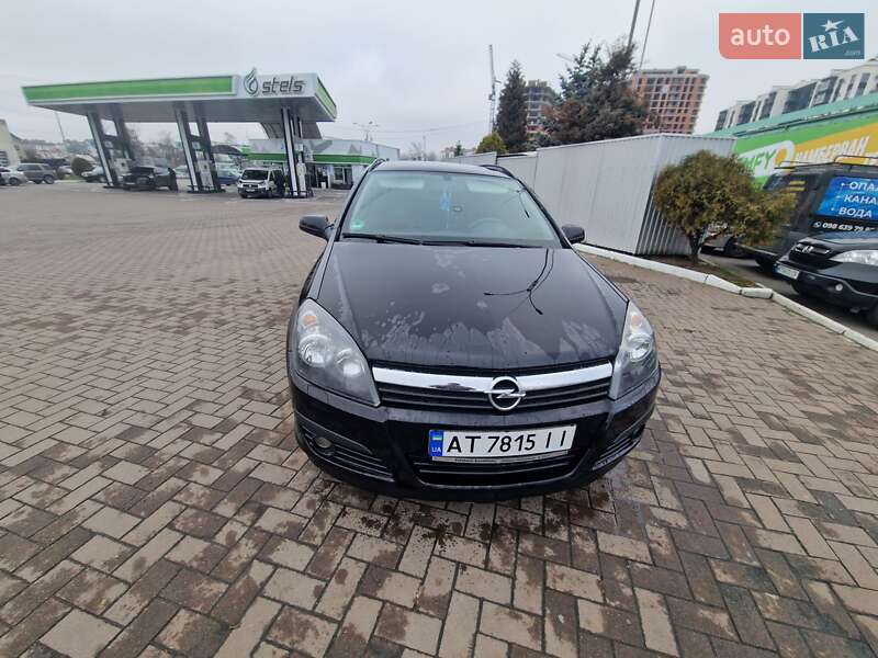 Универсал Opel Astra 2005 в Ивано-Франковске