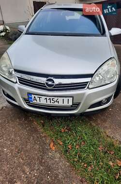 Универсал Opel Astra 2008 в Тысменице фото 13 Универсал Opel Astra 2008 в Тысменице