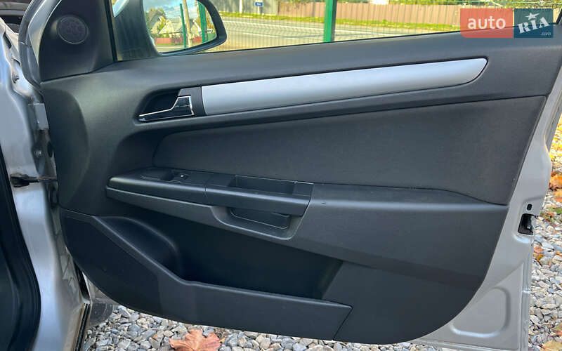 Універсал Opel Astra 2010 в Коломиї фото 27 Універсал Opel Astra 2010 в Коломиї