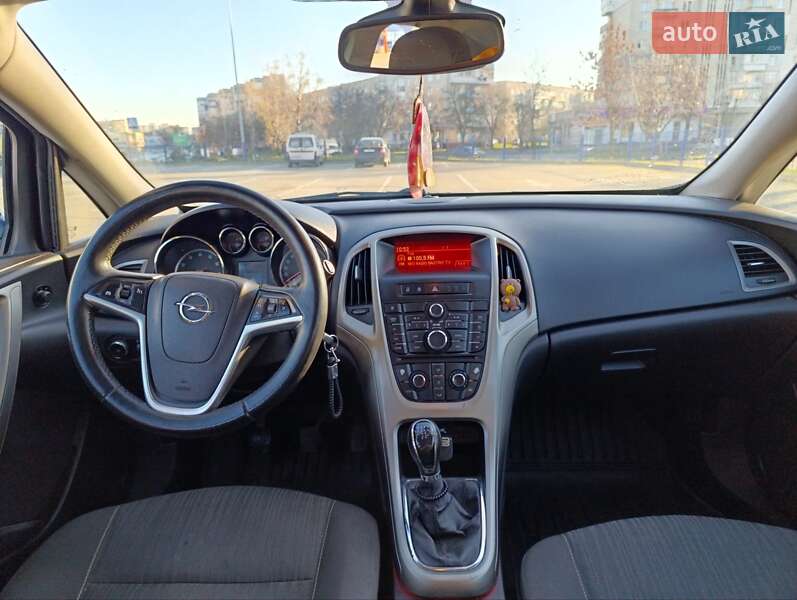 Хэтчбек Opel Astra 2010 в Шептицькому