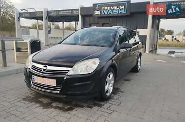 Универсал Opel Astra 2007 в Радехове