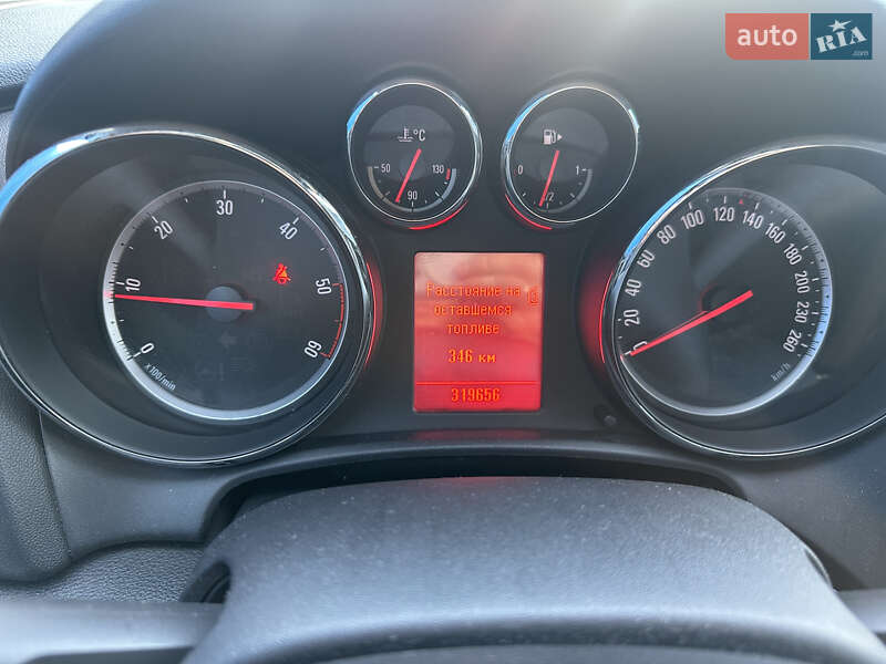 Универсал Opel Astra 2011 в Киеве фото 10 Универсал Opel Astra 2011 в Киеве