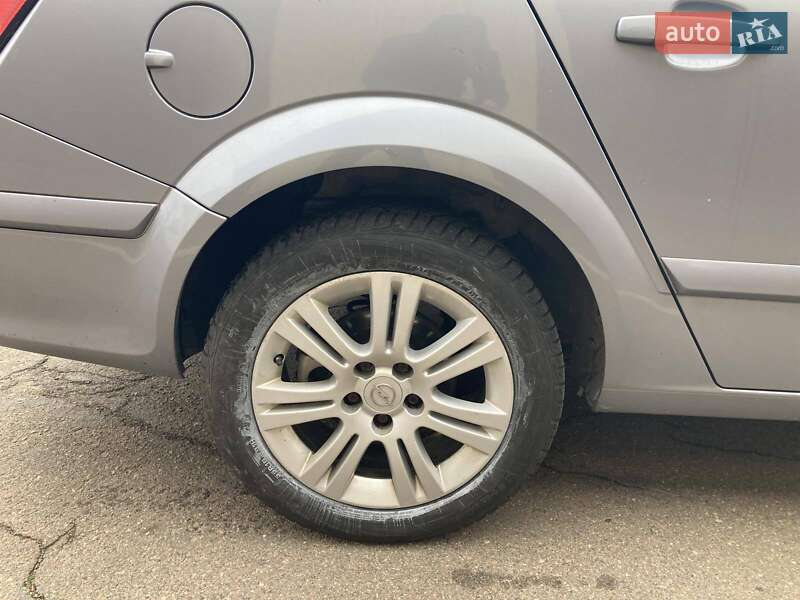 Универсал Opel Astra 2008 в Киеве