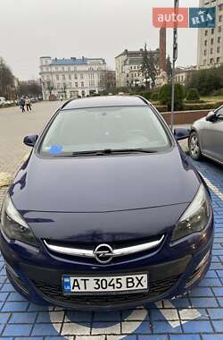 Универсал Opel Astra 2013 в Ивано-Франковске