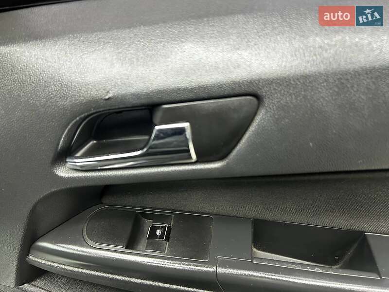 Хетчбек Opel Astra 2006 в Чернівцях фото 12 Хетчбек Opel Astra 2006 в Чернівцях