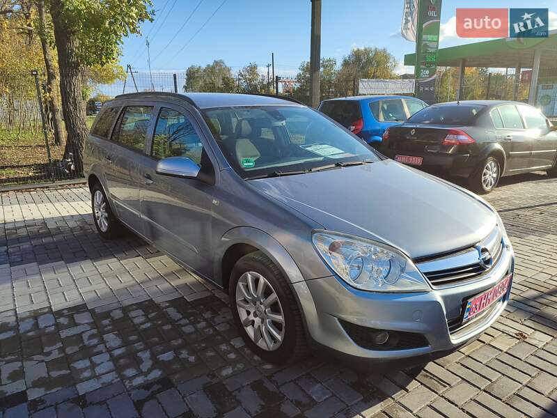 Універсал Opel Astra 2009 в Гайвороні фото 4 Універсал Opel Astra 2009 в Гайвороні