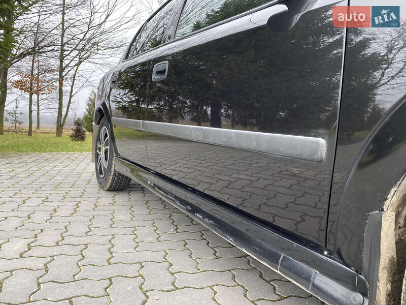 Седан Opel Astra 2007 в Ивано-Франковске