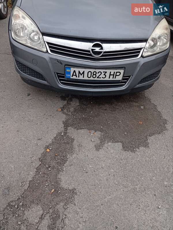 Универсал Opel Astra 2007 в Звягеле
