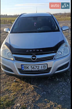 Универсал Opel Astra 2008 в Рокитном